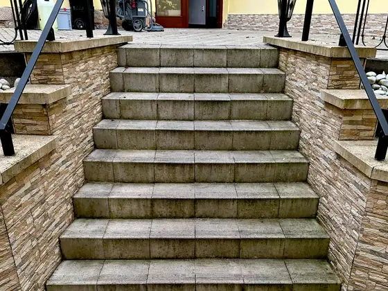 Čištění dlažby, realizace RabatClean, fotografie 3